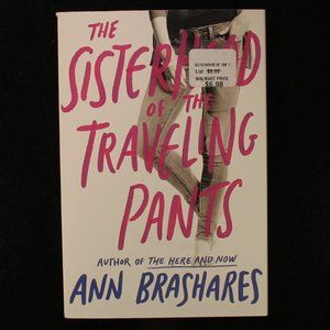 The Sisterhood Of The Traveling Pants by Ann Brashares - Paperback